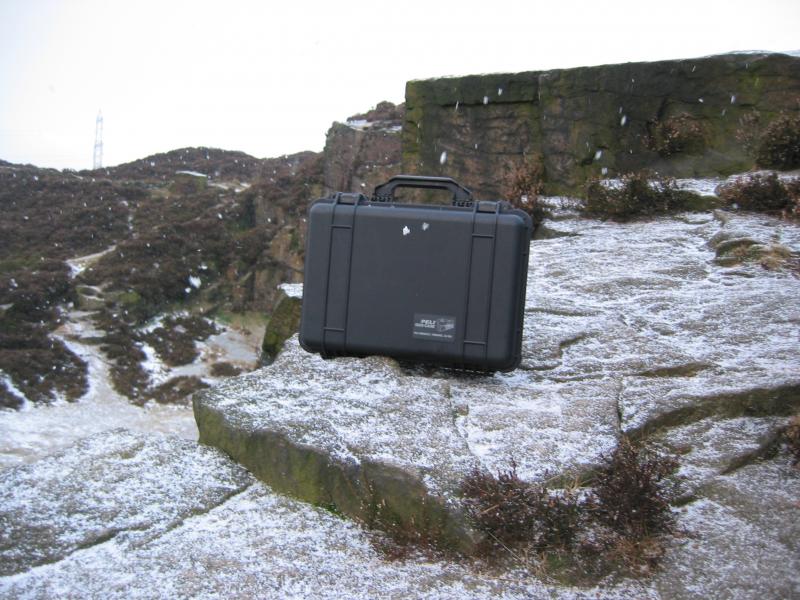 Защитный кейс Peli™ 1500 черный с поропластом